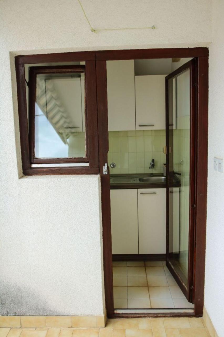 Apartments Zdravko - 150 M From Sandy Beach Duće Esterno foto